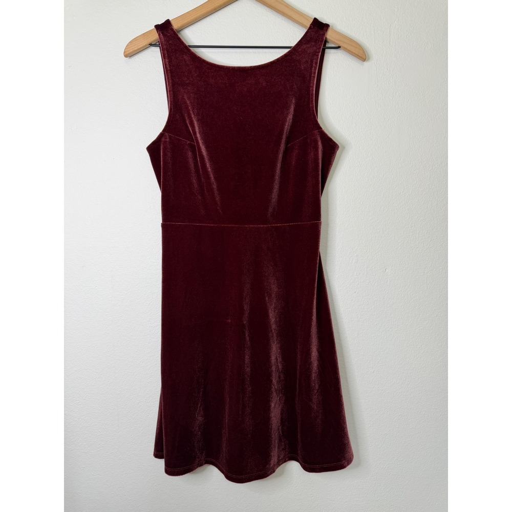 Express - Maroon Velvet‎ Fit and Flare Mini Dress V Back Size XS